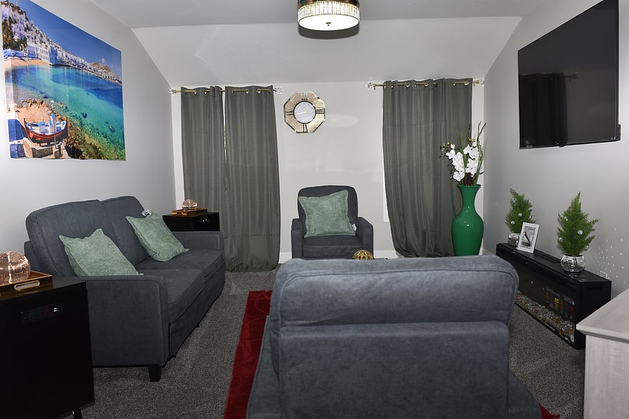 Furnished Finder property 858890_1 photo 38