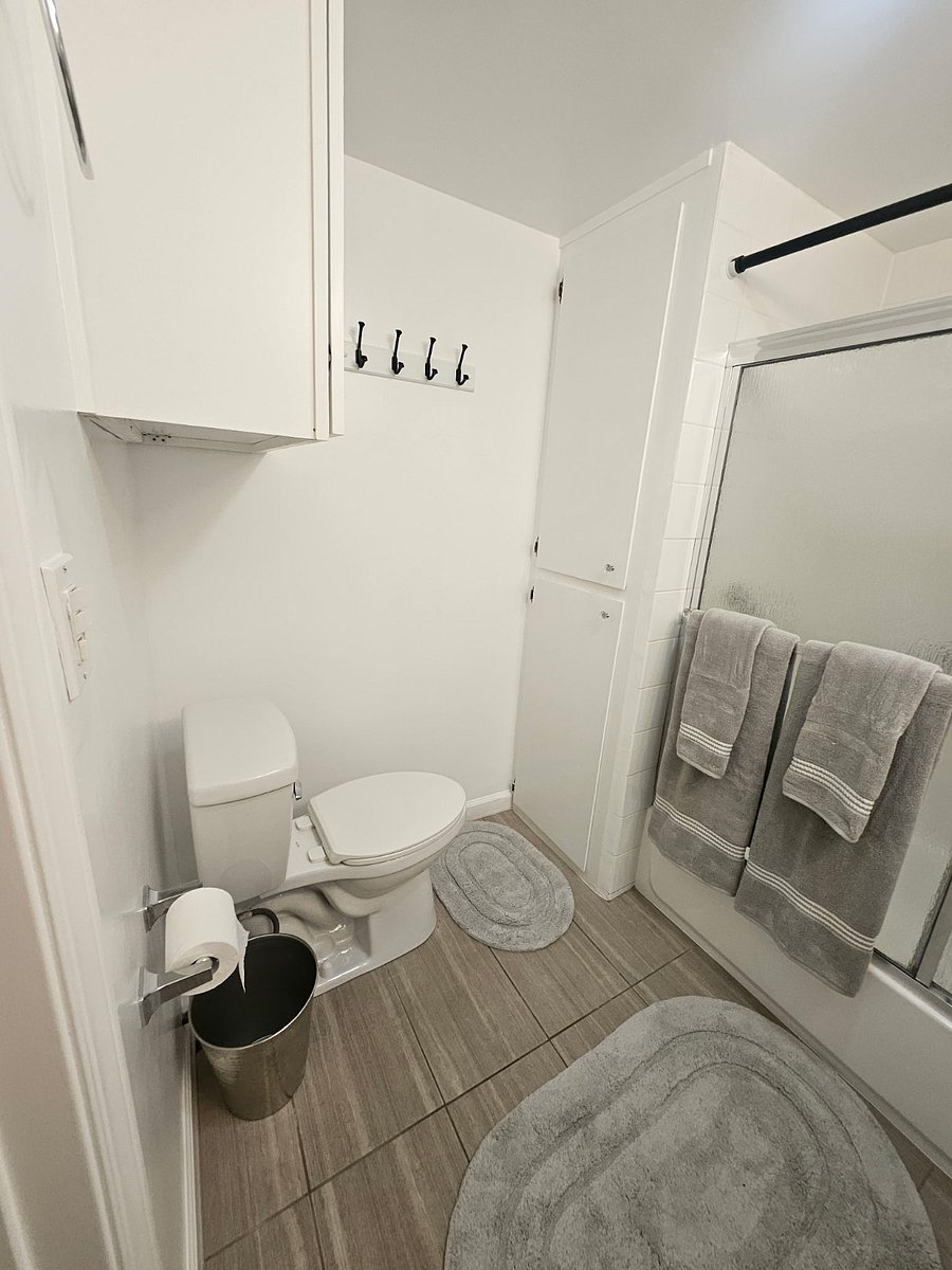 Furnished Finder property 858894_1 photo 12
