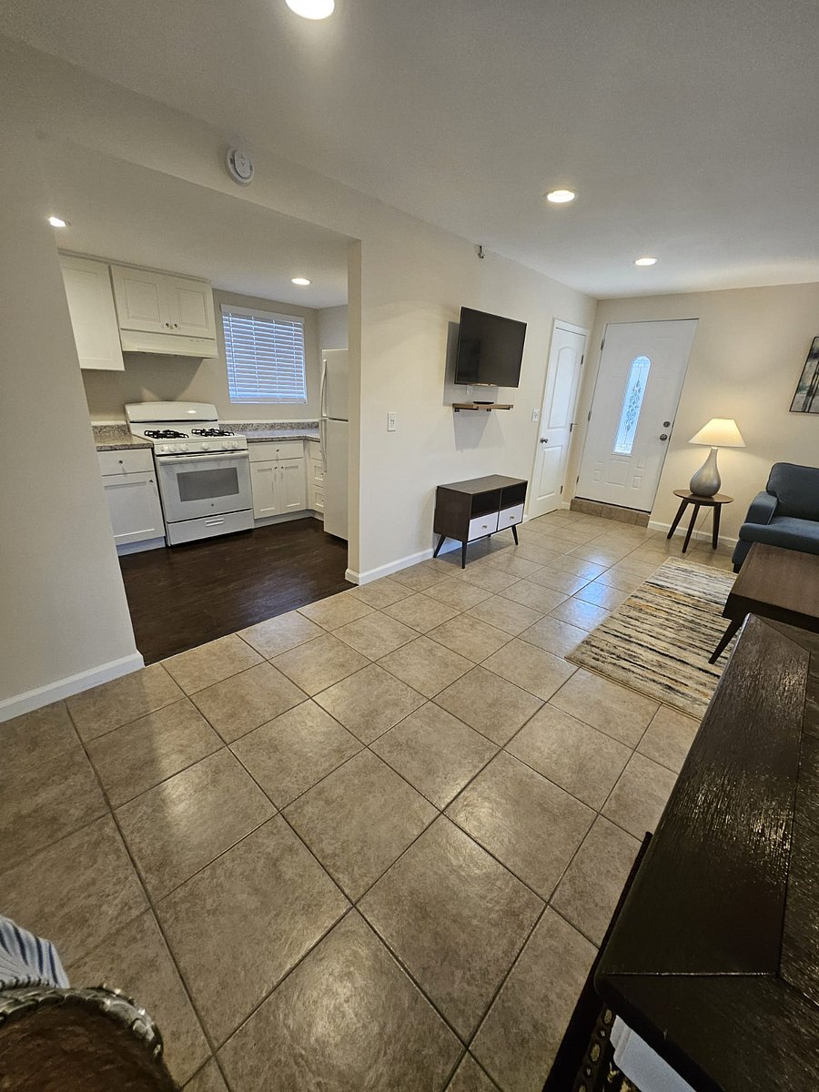 Furnished Finder property 858894_1 photo 8