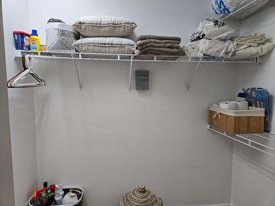 Walk in closet