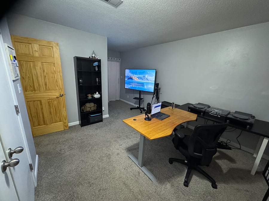 Furnished Finder property 858975_1 photo 40