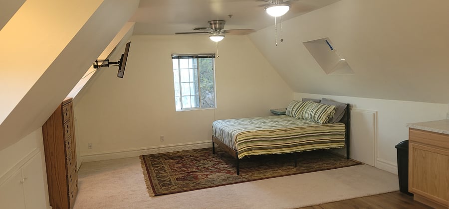 Furnished Finder property 858997_1 photo 3