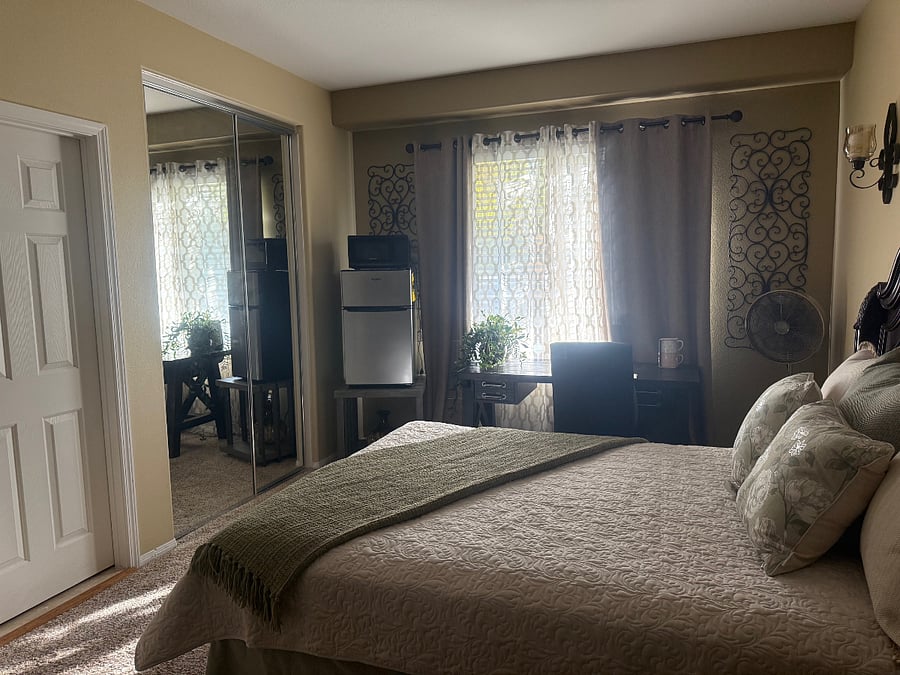 Furnished Finder property 859012_2 photo 3