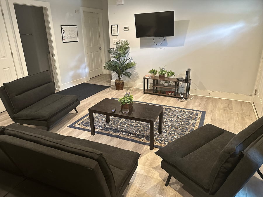 Furnished Finder property 859016_1 photo 2