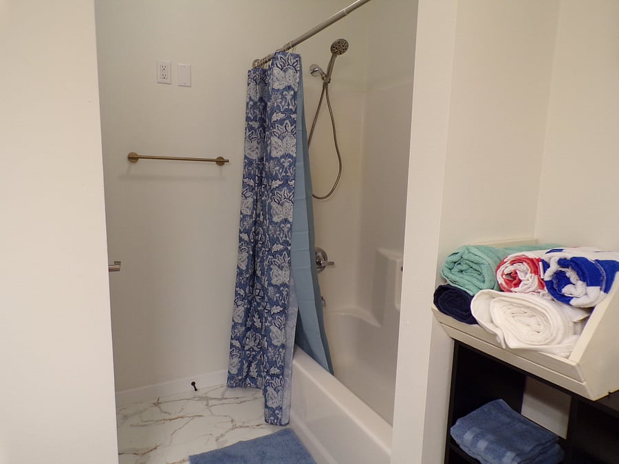 Furnished Finder property 859021_1 photo 25