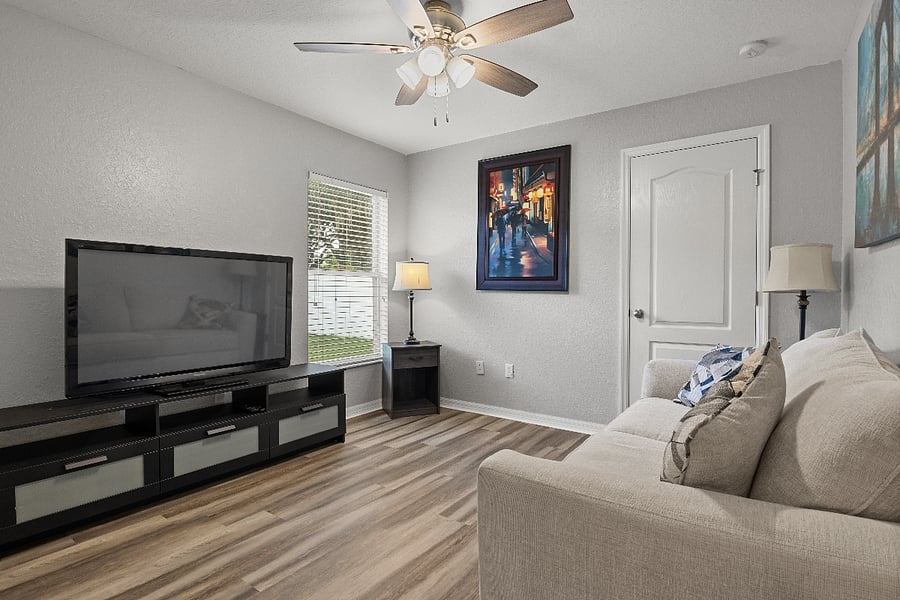 2nd Bedroom.