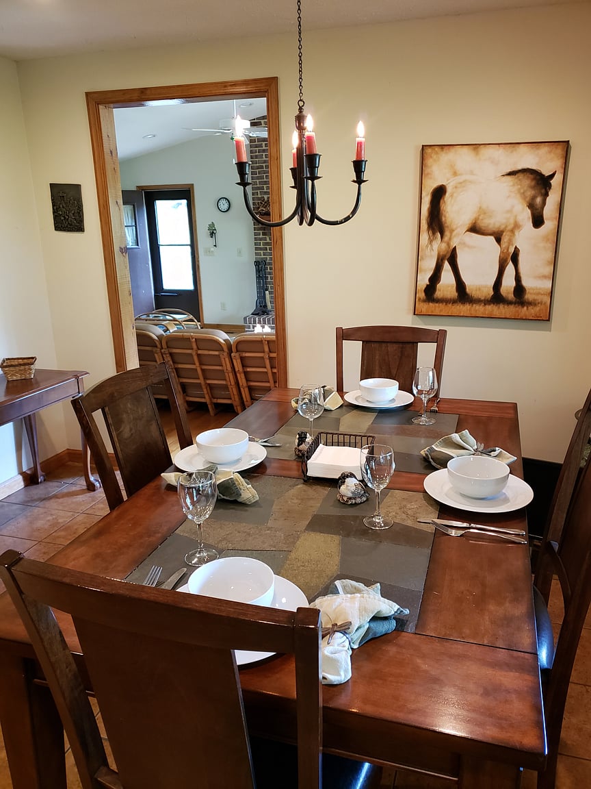Dining room.