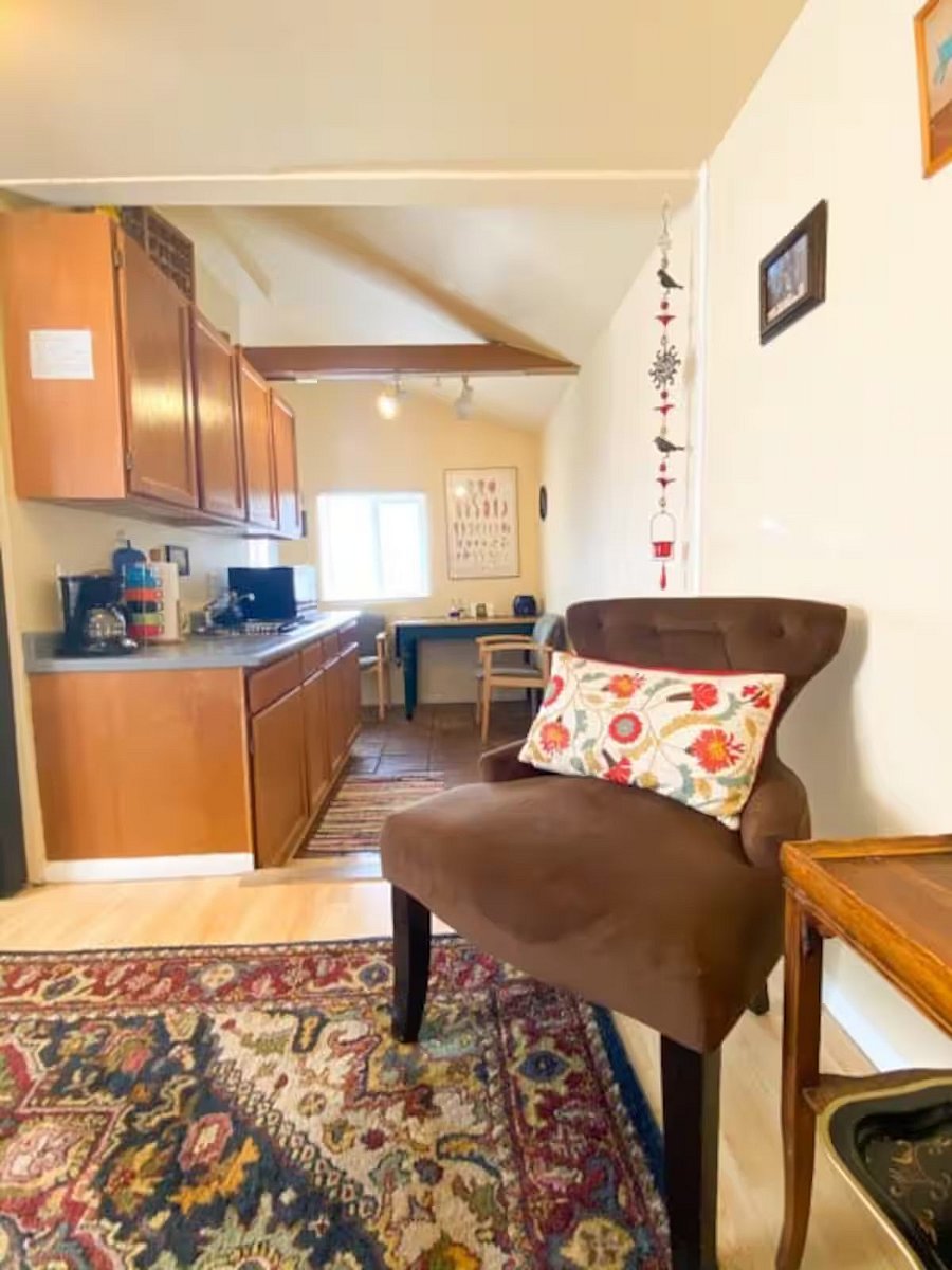 Furnished Finder property 859210_1 photo 3
