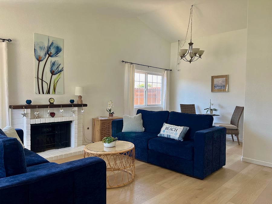 Living Room showing extra area for office desk