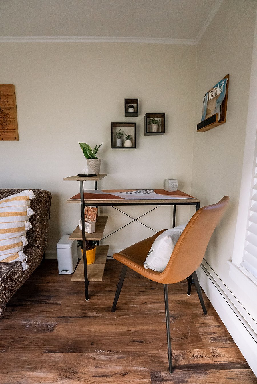 office station perfect for working from home