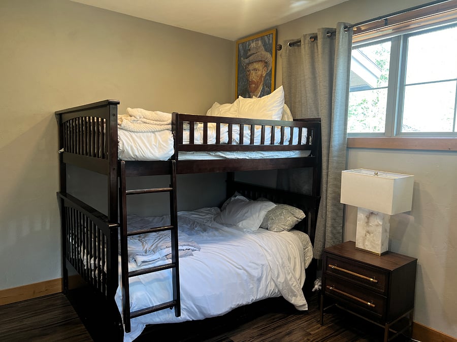 Private bedroom