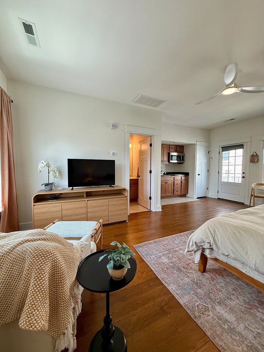 Furnished Finder property 859390_1 photo 3