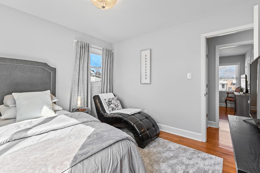 Third Bedroom (XL Twin)