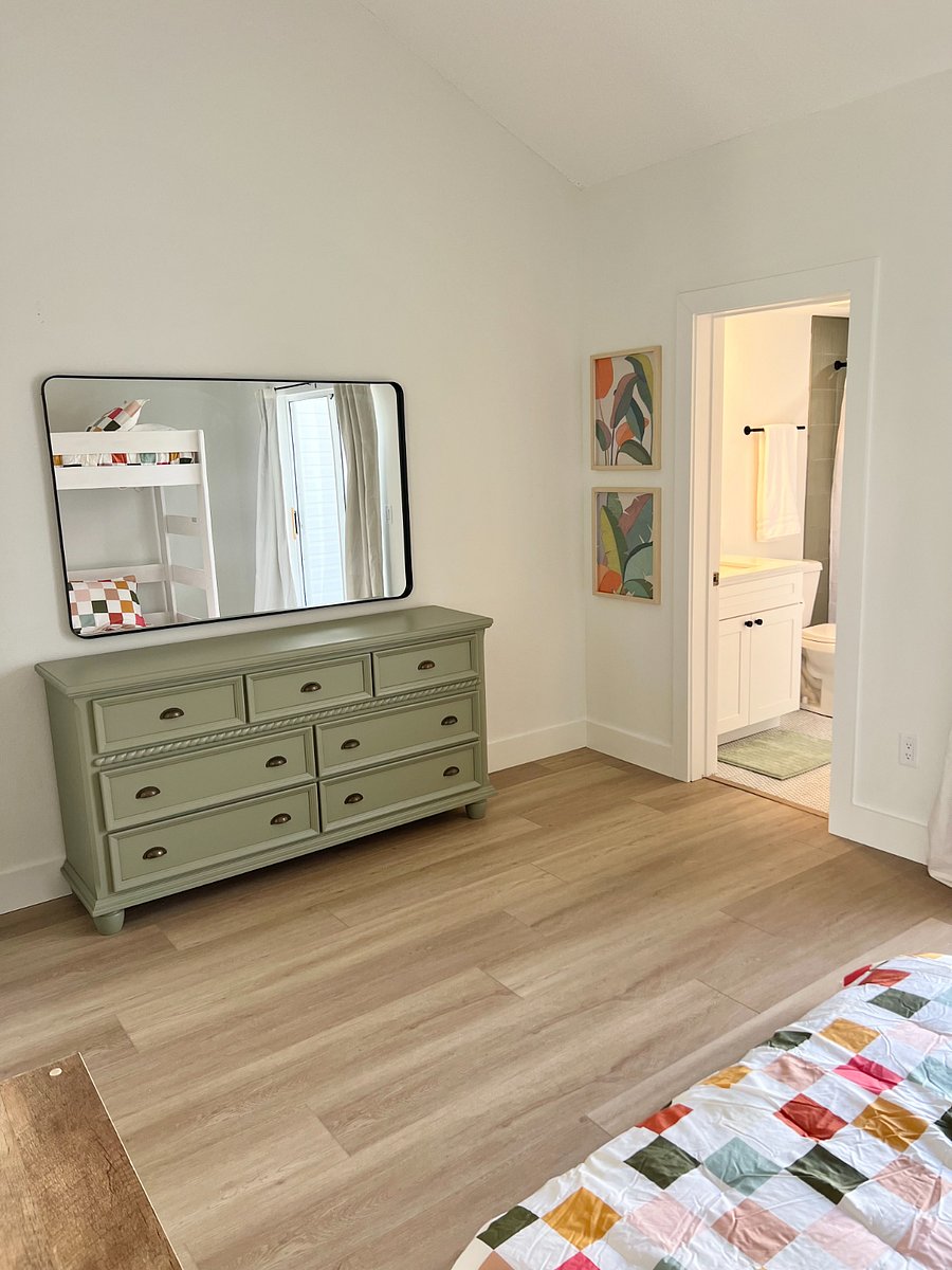 2nd bedroom with attached full bathroom.