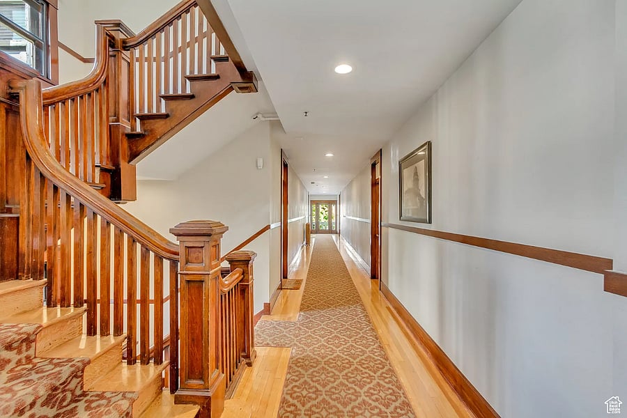 Original quarter-sawn oak staircase