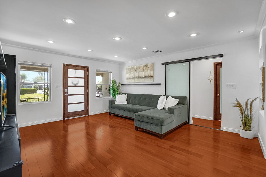 Furnished Finder property 859601_1 photo 7