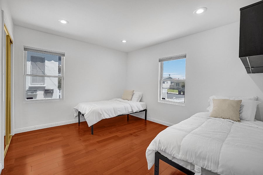 Furnished Finder property 859601_1 photo 27