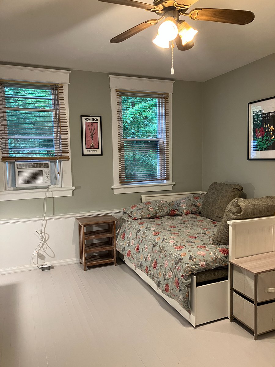 Full size bed with linens included.
