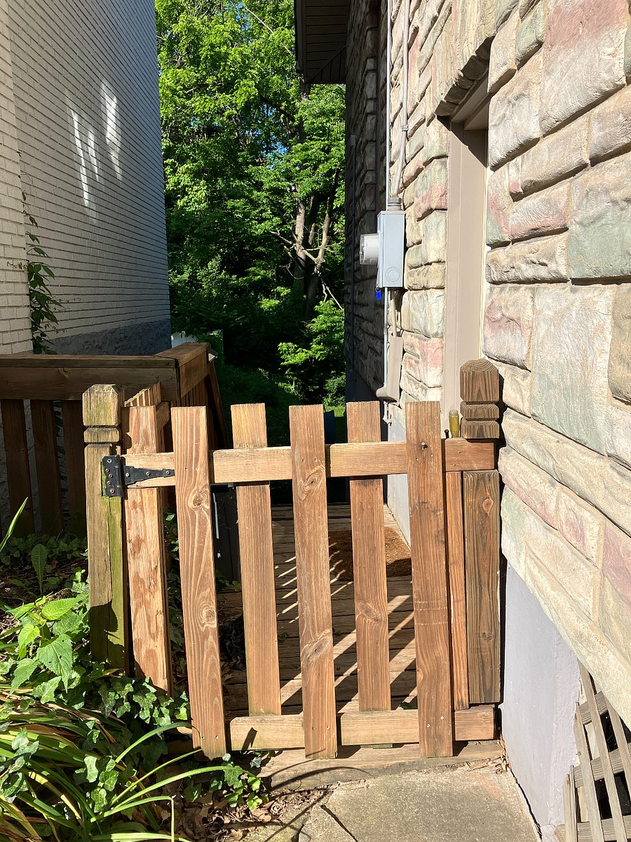 Gate from the street down to the unit