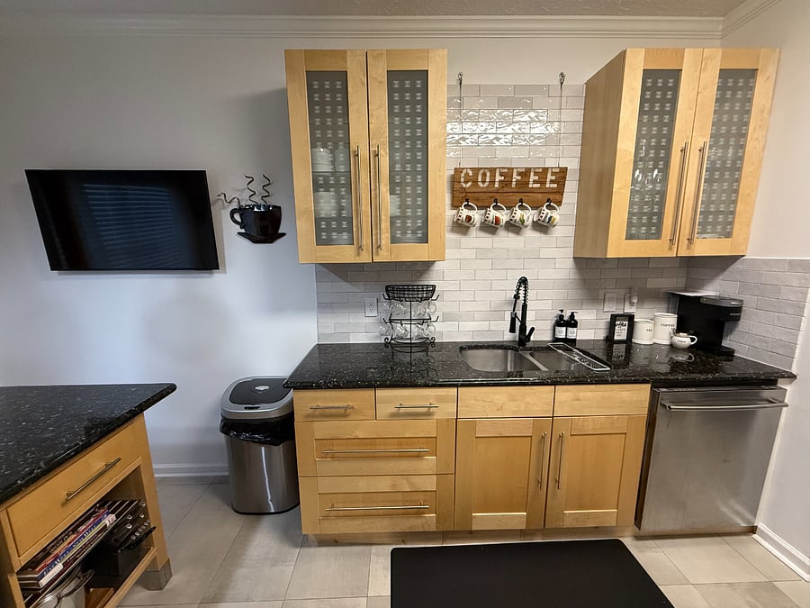 Furnished Finder property 859603_1 photo 21