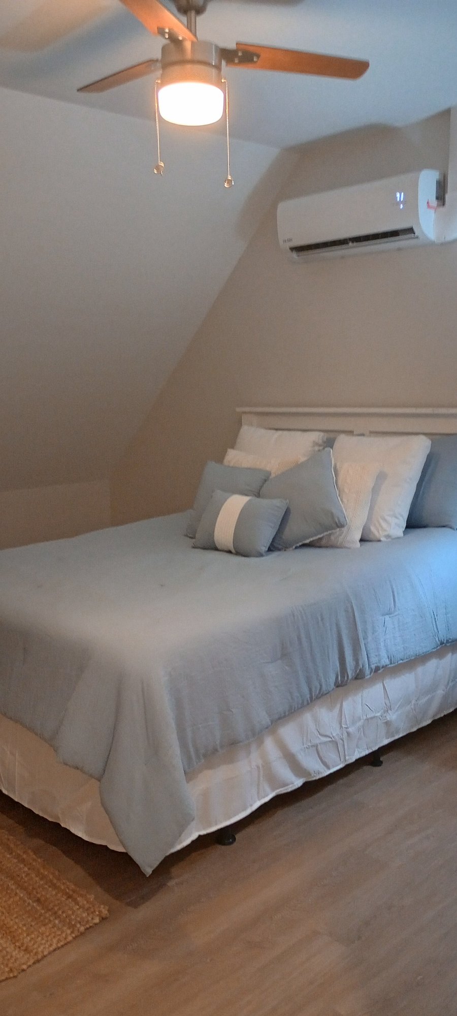 Furnished Finder property 859641_1 photo 17