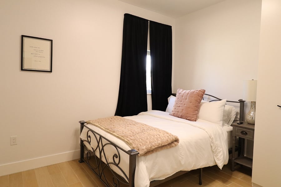 Furnished Finder property 859677_1 photo 6