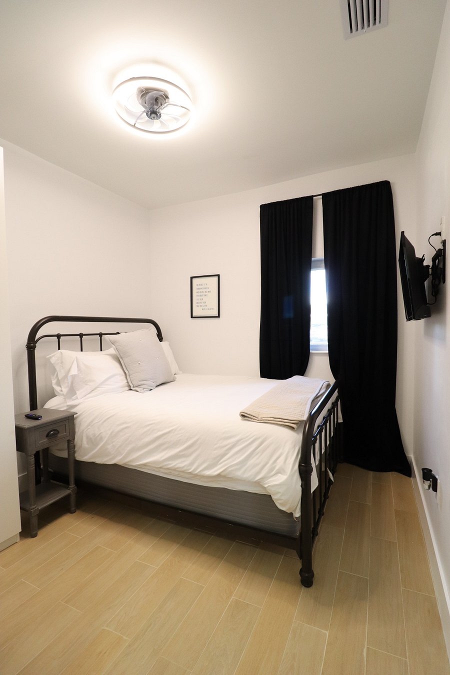 Furnished Finder property 859677_1 photo 11