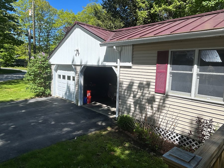Oversized, attached
2 car garage