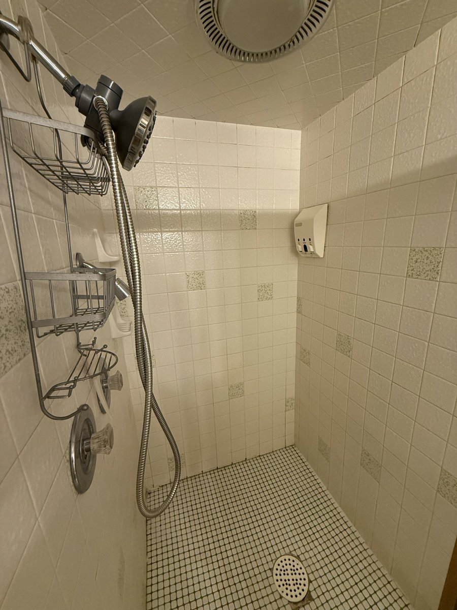 Furnished Finder property 859816_1 photo 28