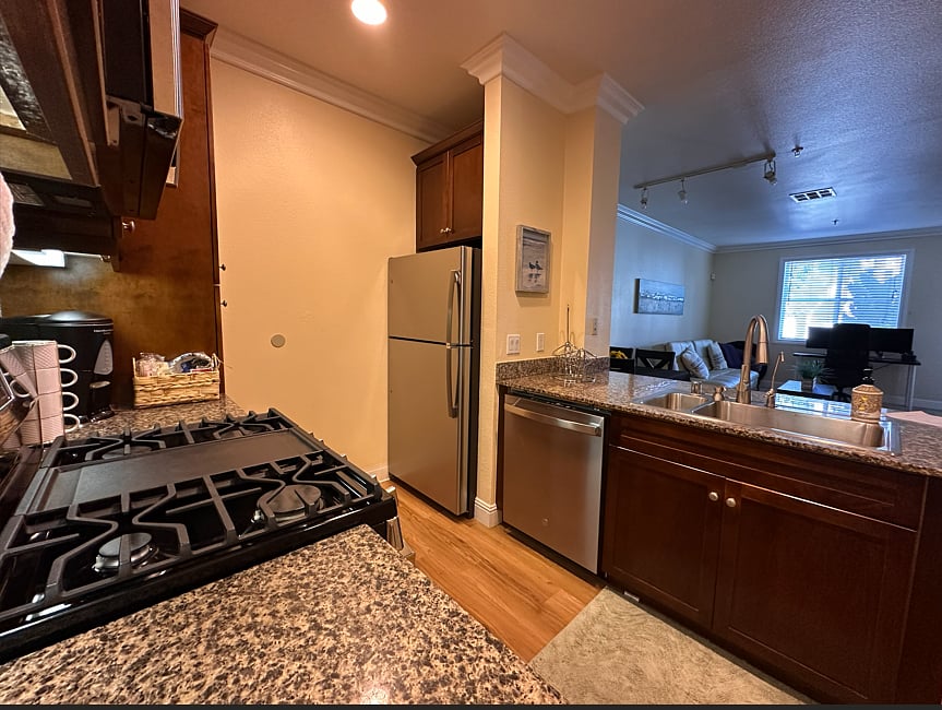 Furnished Finder property 859817_1 photo 11