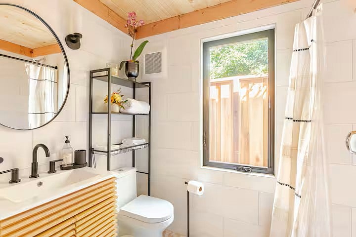 full bath