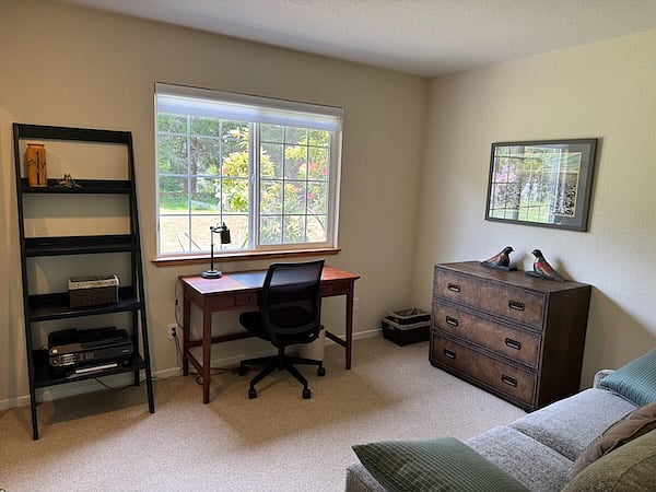Office with HP inkjet printer