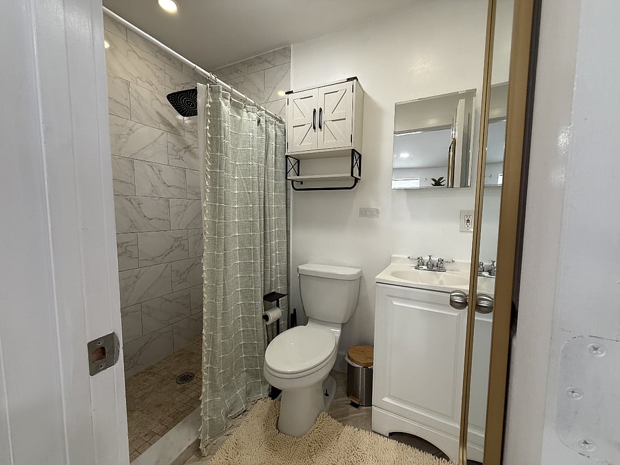 Furnished Finder property 859853_1 photo 8