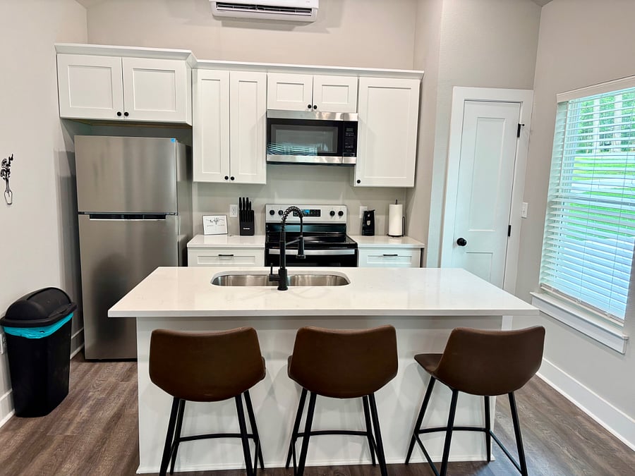 Furnished Finder property 859871_1 photo 2