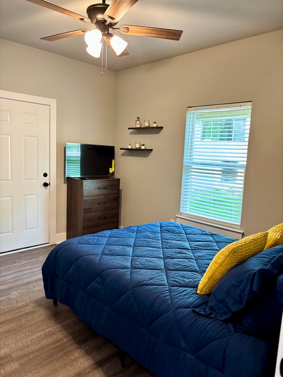 Furnished Finder property 859871_1 photo 7