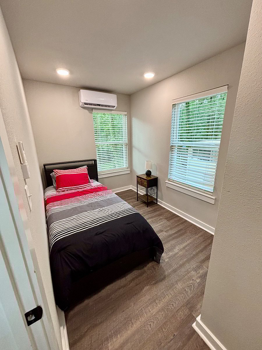 Furnished Finder property 859871_1 photo 14