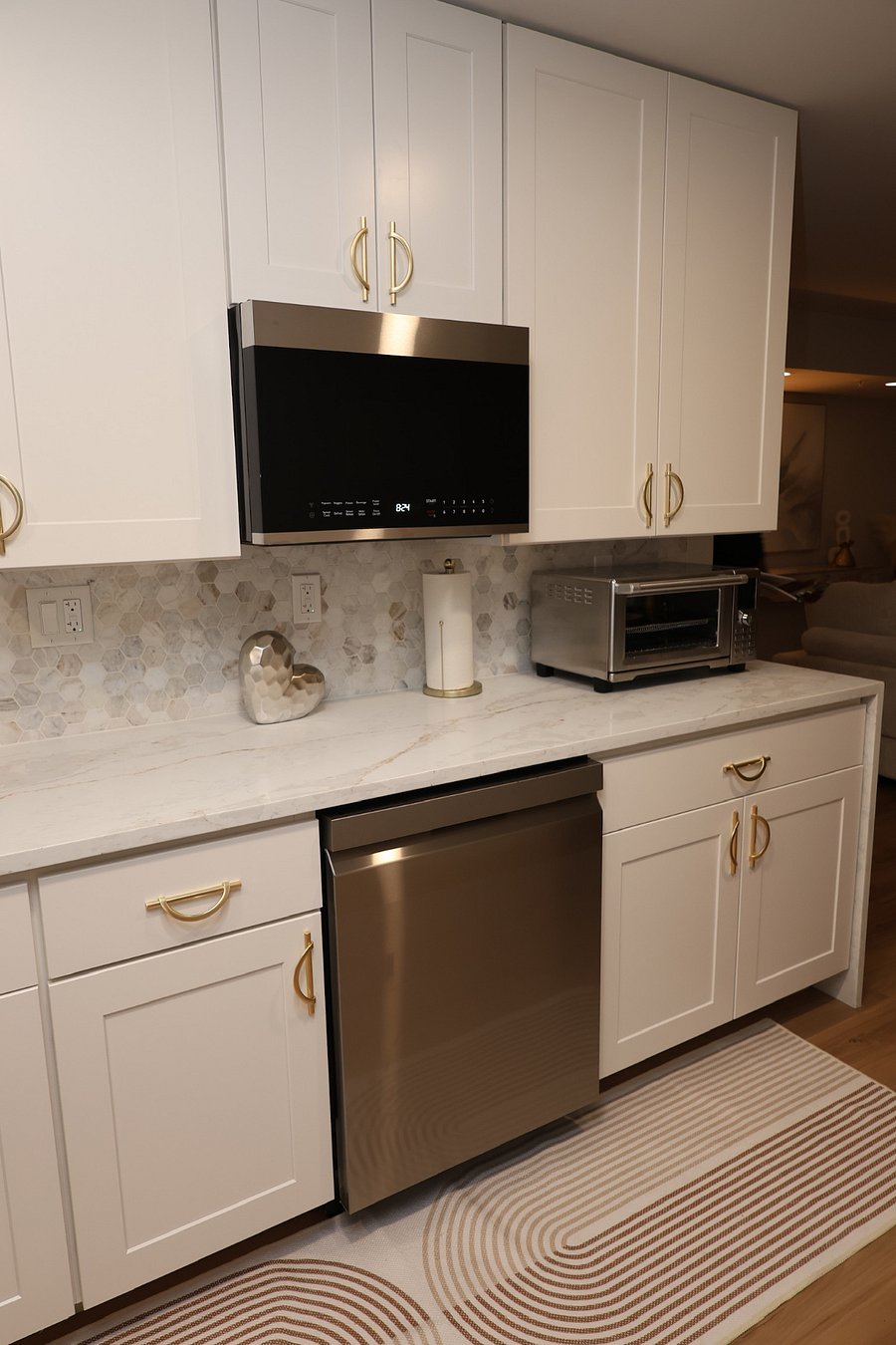 Furnished Finder property 859897_1 photo 3