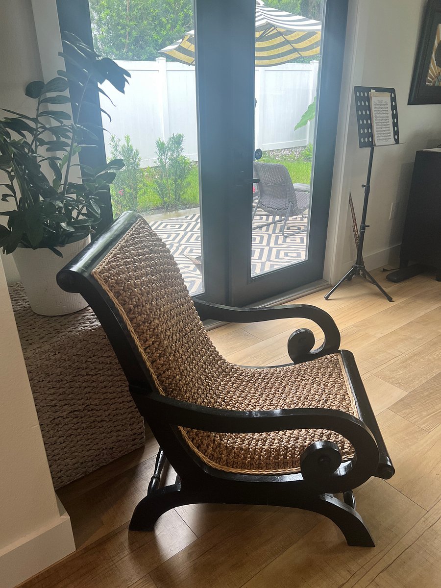 Sunroom / music room/ office/ flexspace
