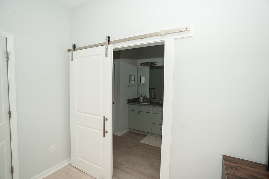 Master bedroom bathroom entrance