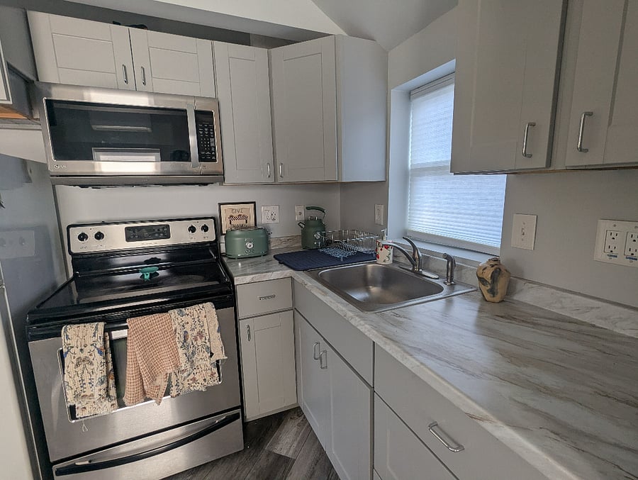 Furnished Finder property 859937_1 photo 8