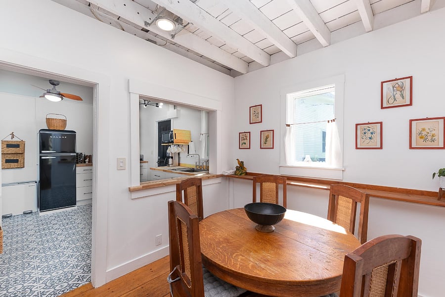 GOAT Dining and kitchen
