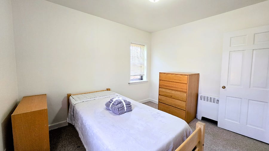 Furnished Finder property 859993_2 photo 9