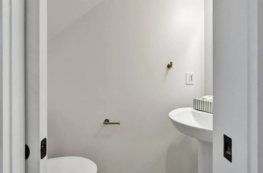 1/2" Bath 1st Floor