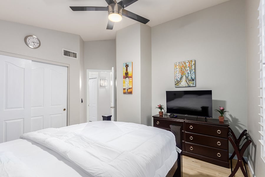 Furnished Finder property 860036_1 photo 8