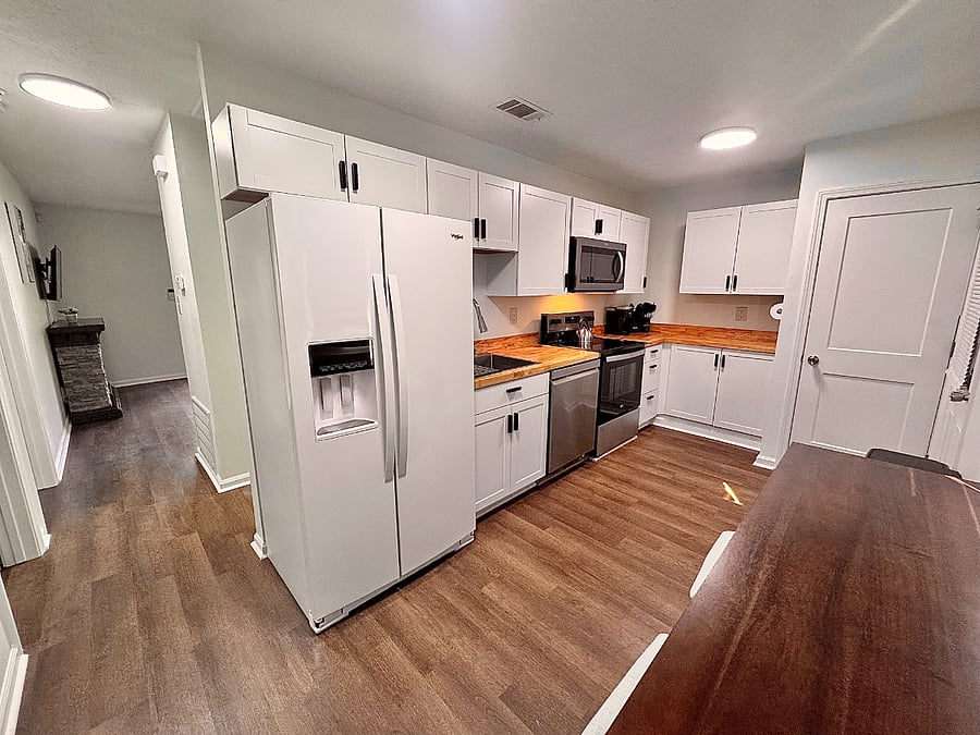 Furnished Finder property 860069_1 photo 22
