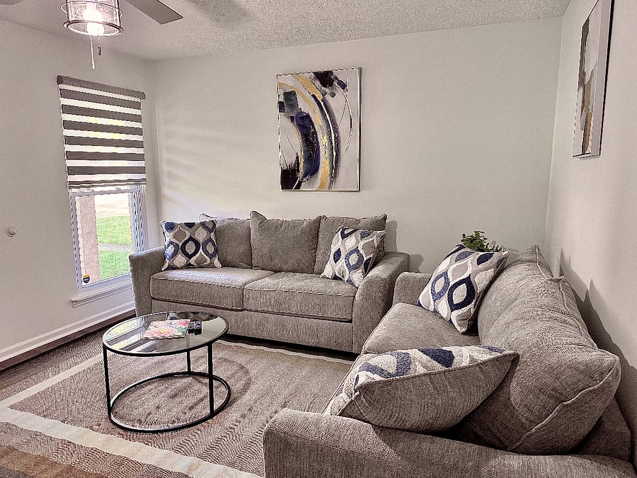 Furnished Finder property 860069_1 photo 3