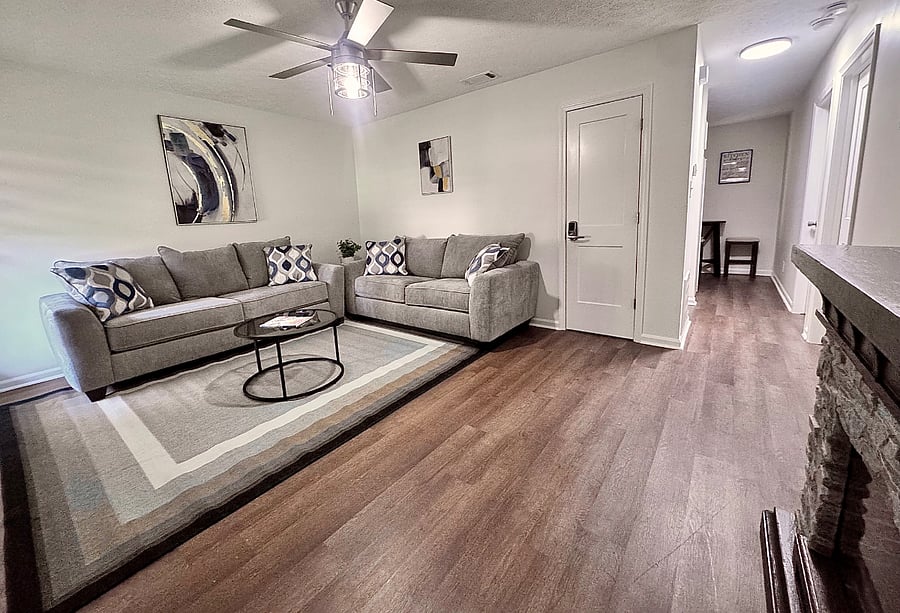 Furnished Finder property 860069_1 photo 2