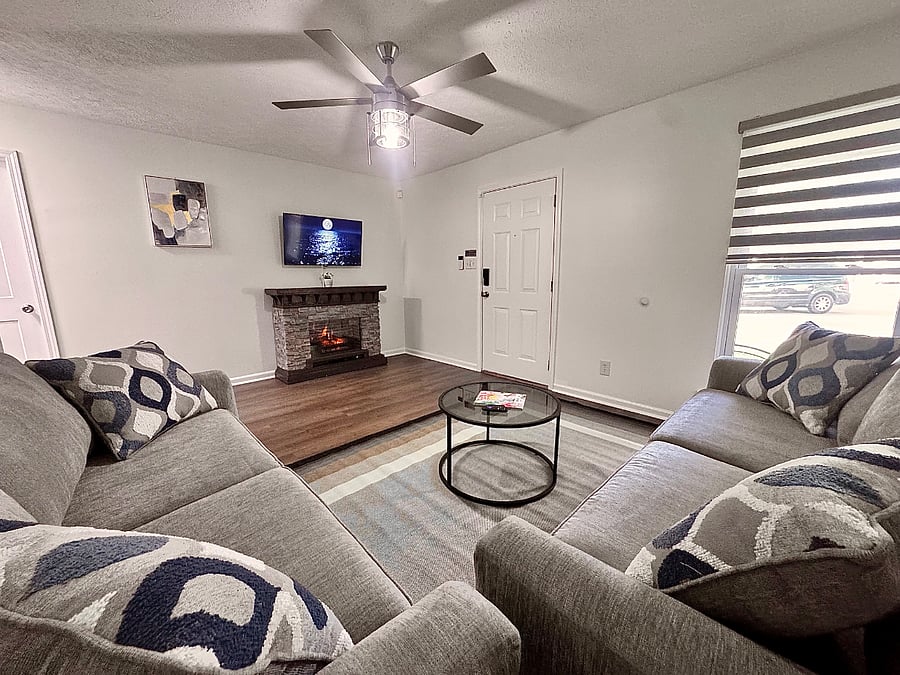 Furnished Finder property 860069_1 photo 4