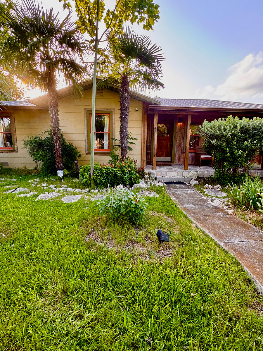 Furnished Finder property 860072_1 photo 4