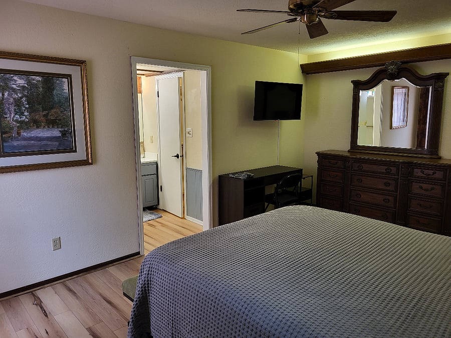 Furnished Finder property 860094_1 photo 4